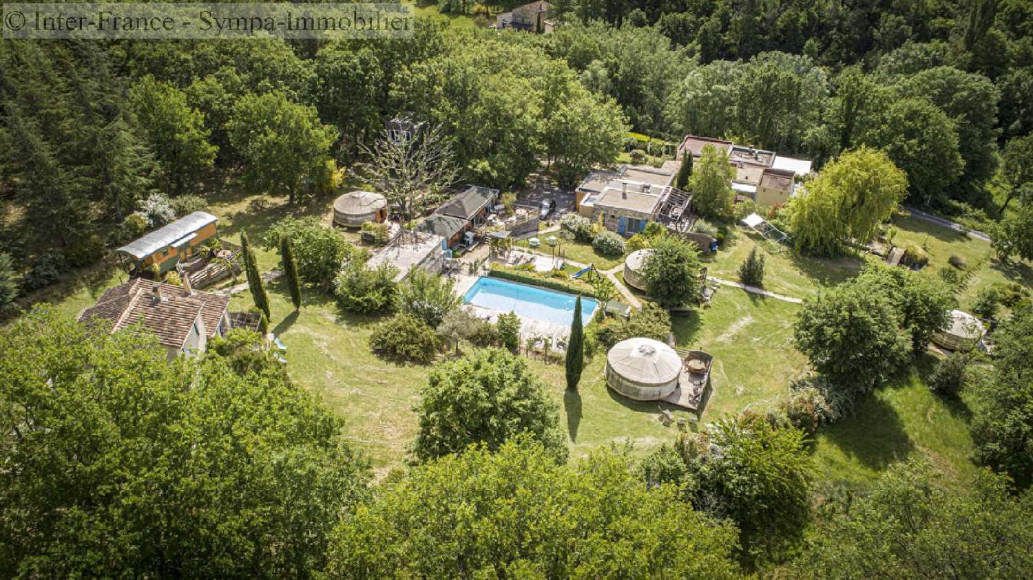  te koop huis Méjannes-le-Clap Gard 2