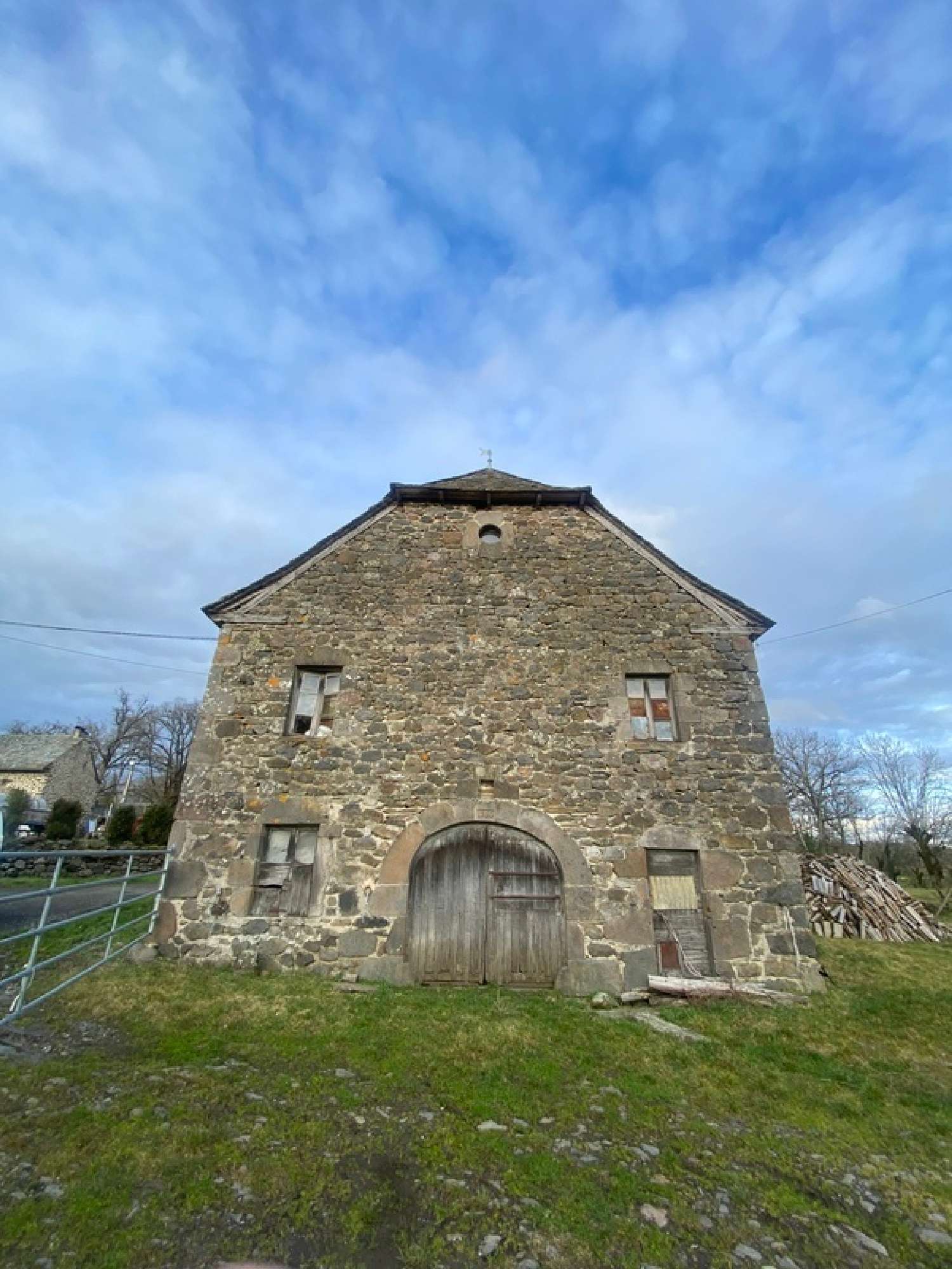  for sale house Mur-de-Barrez Aveyron 3