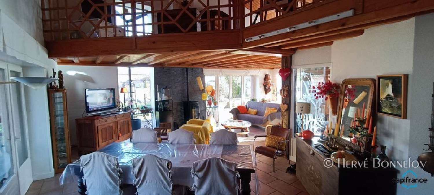  for sale house Orléat Puy-de-Dôme 7