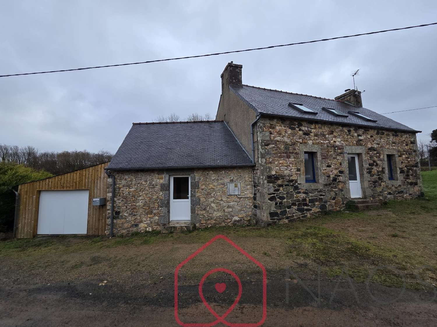  te koop huis Pont-Melvez Côtes-d'Armor 1