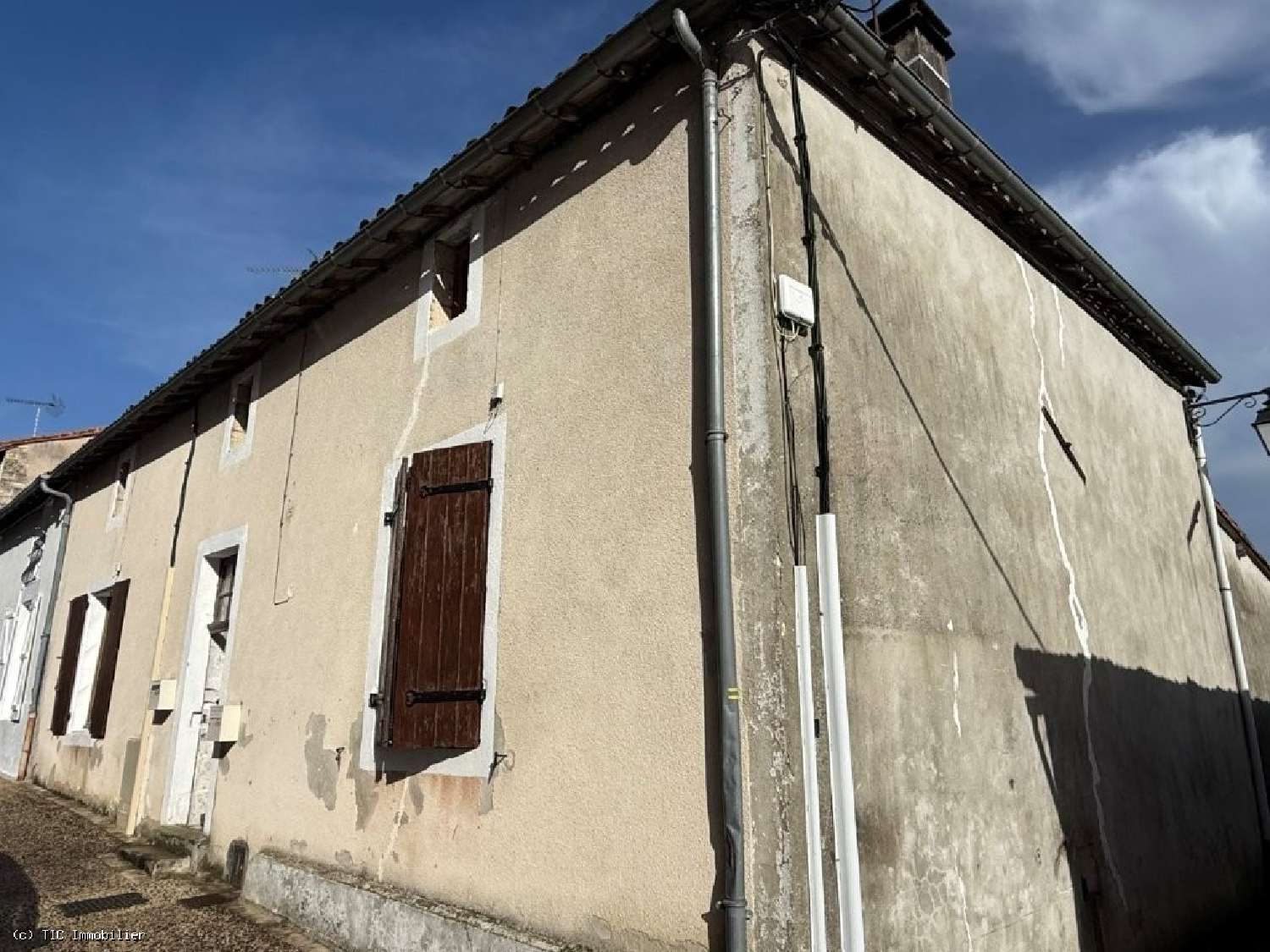  for sale house Ruffec Charente 2