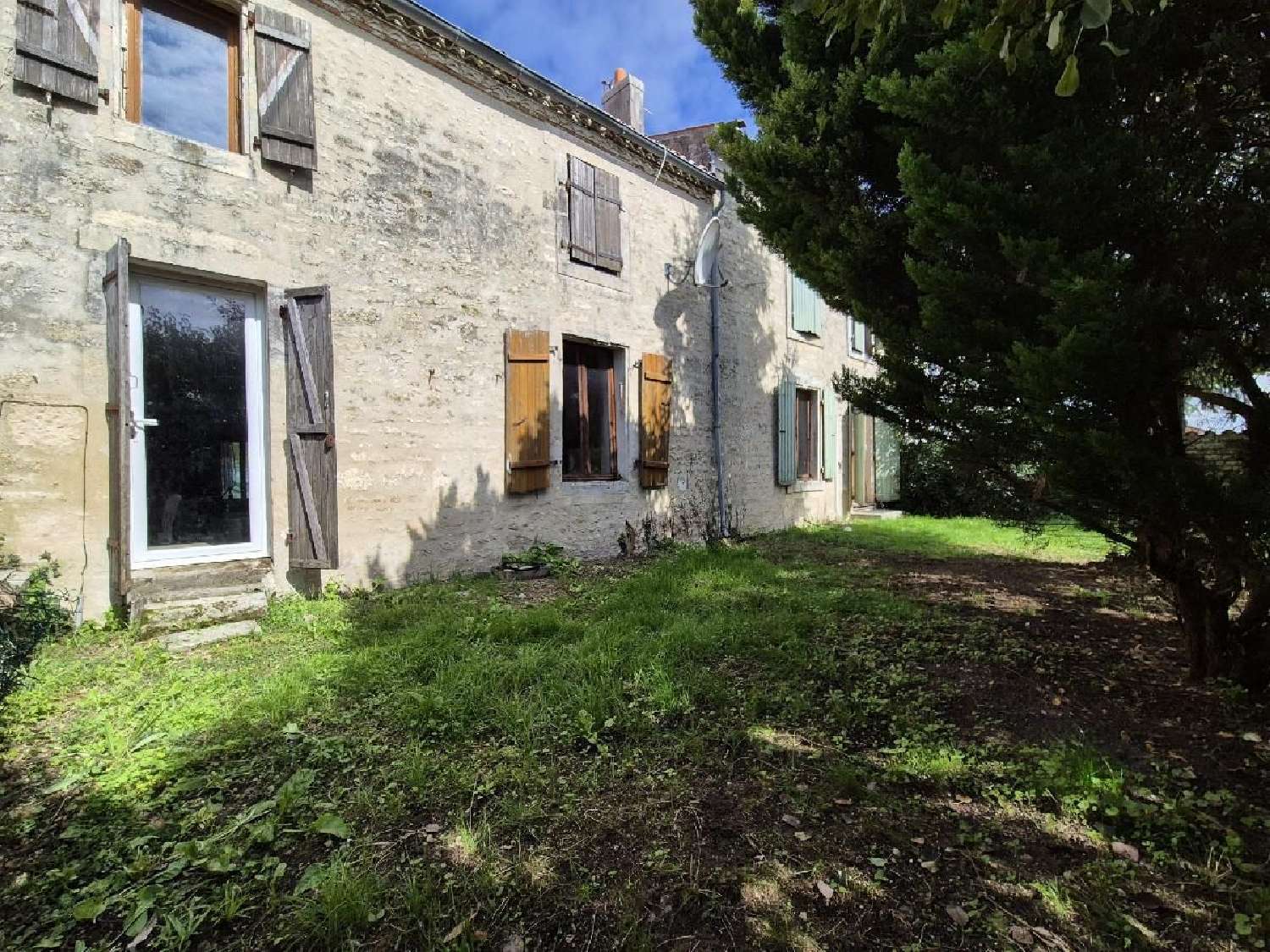  for sale house Saint-Félix Charente-Maritime 1