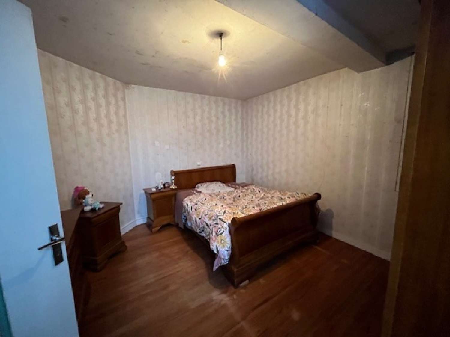  for sale house Saint-Jean-d'Angély Charente-Maritime 7