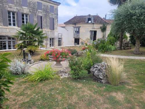  à vendre maison Saint-Jean-d'Angély Charente-Maritime 3