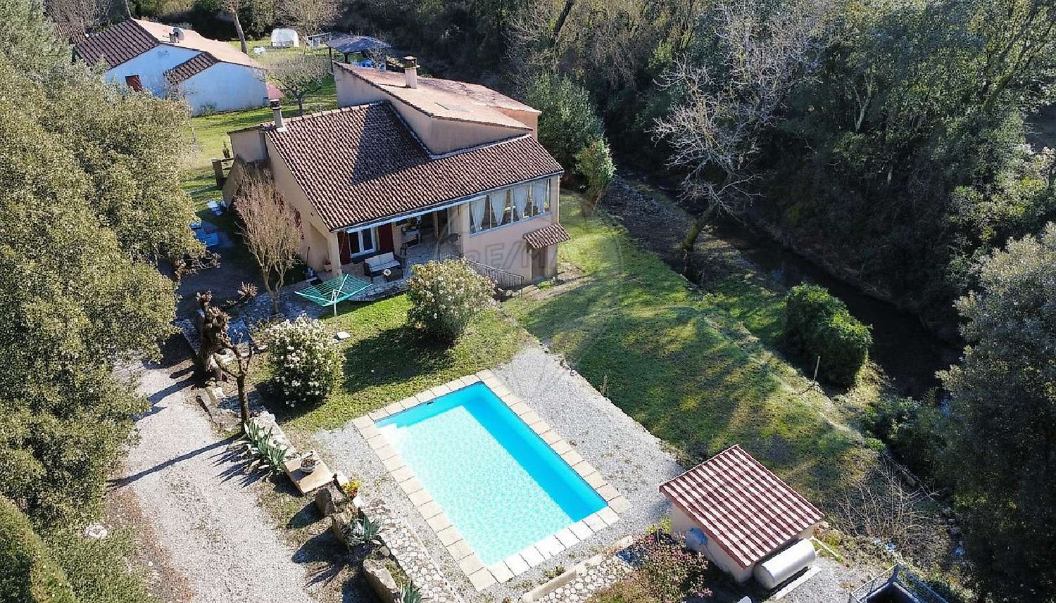 en venta casa Saint-Jean-du-Pin Gard 1