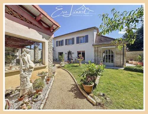 Saint-Maixent-l'École Deux-Sèvres huis foto 7259215