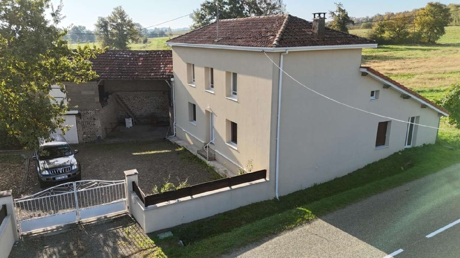  for sale house Saint-Mont Gers 2