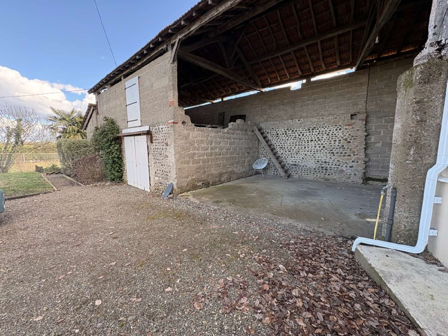  for sale house Saint-Mont Gers 8