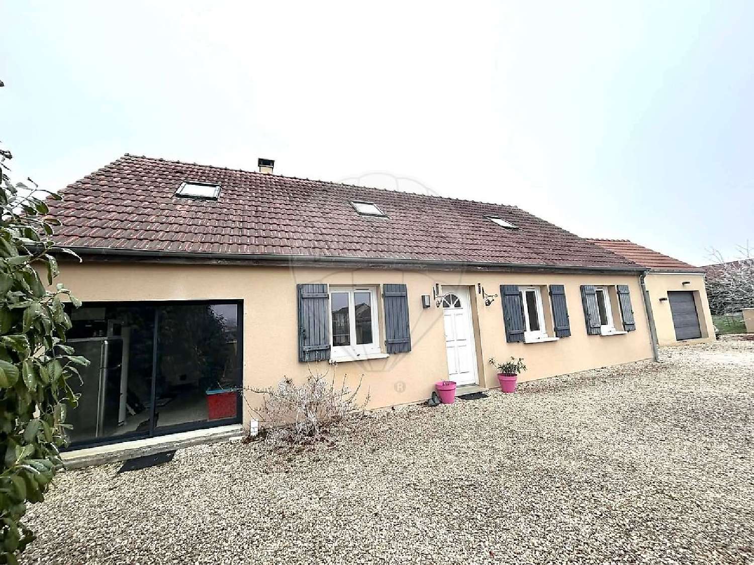  te koop huis Saint-Parize-le-Châtel Nièvre 1