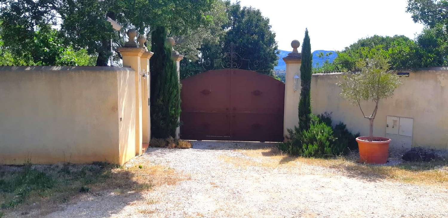  for sale house Saint-Zacharie Var 3