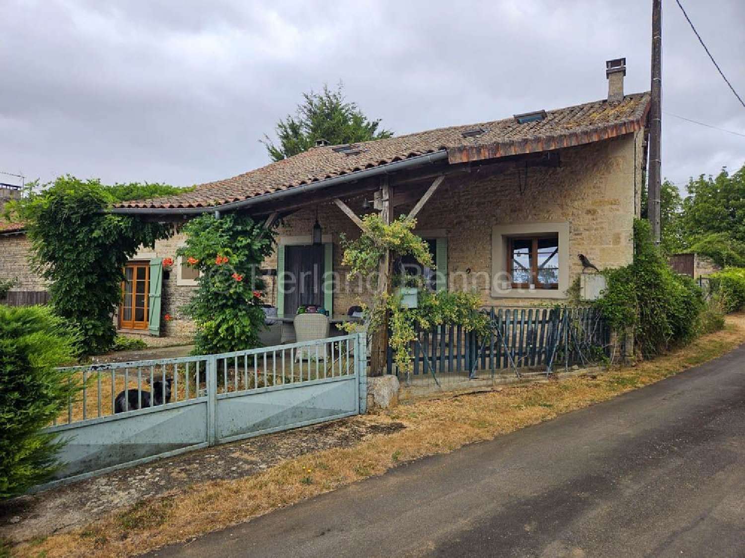  à vendre maison Sauzé-Vaussais Deux-Sèvres 1