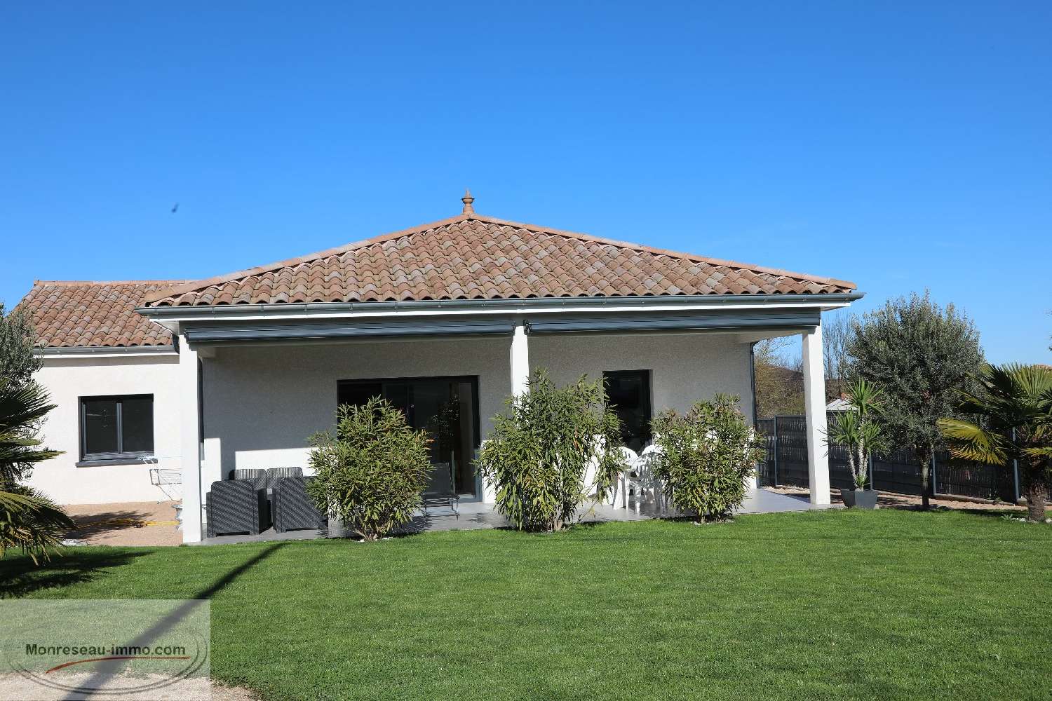  for sale house Sennecé-lès-Mâcon Saône-et-Loire 1