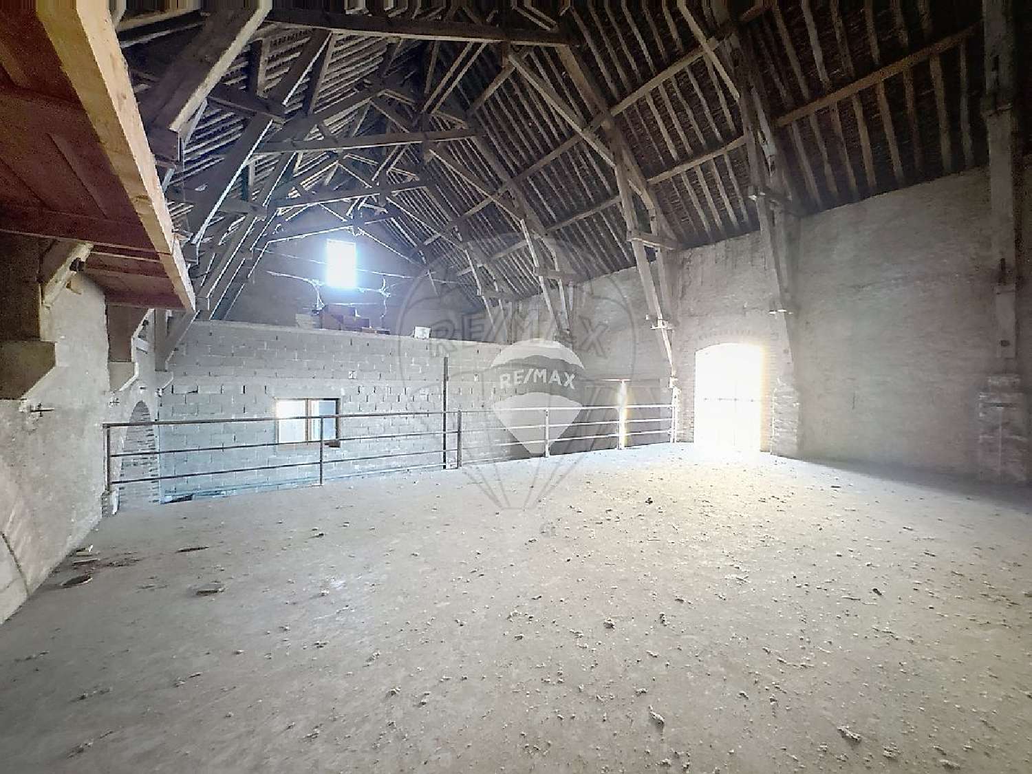  for sale house Sens Yonne 3