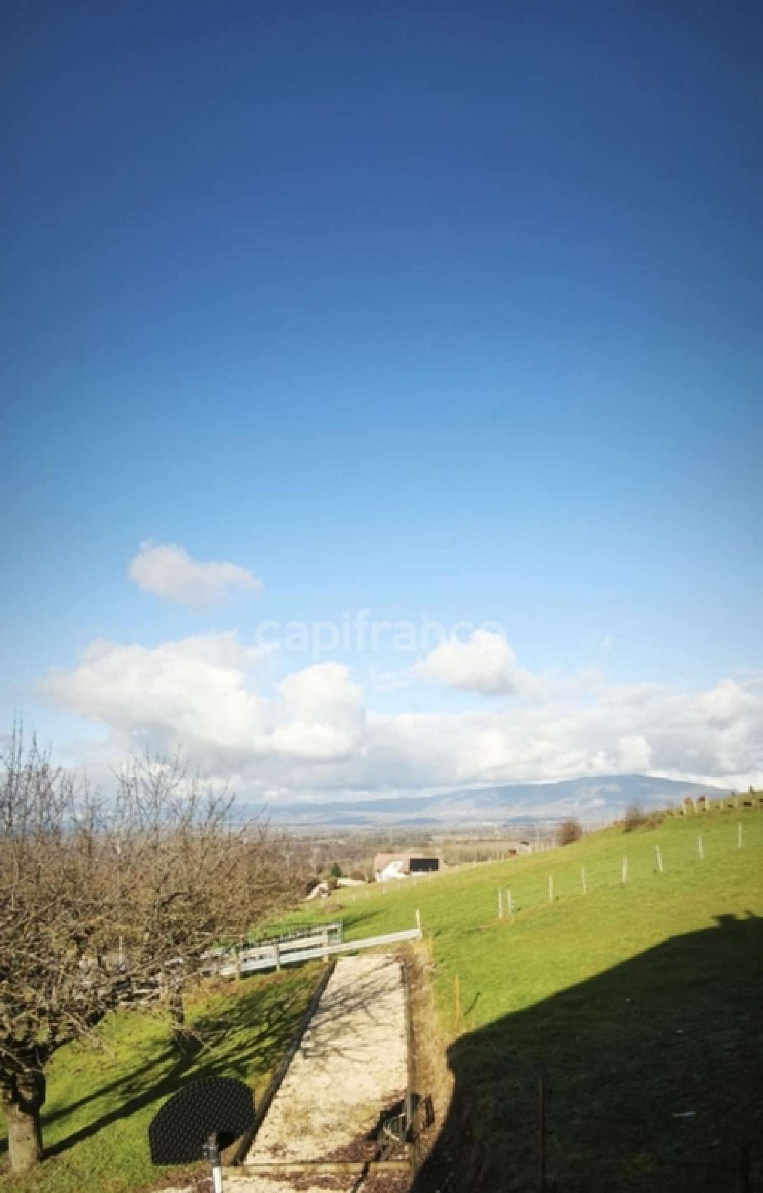 te koop huis Thuellin Isère 3