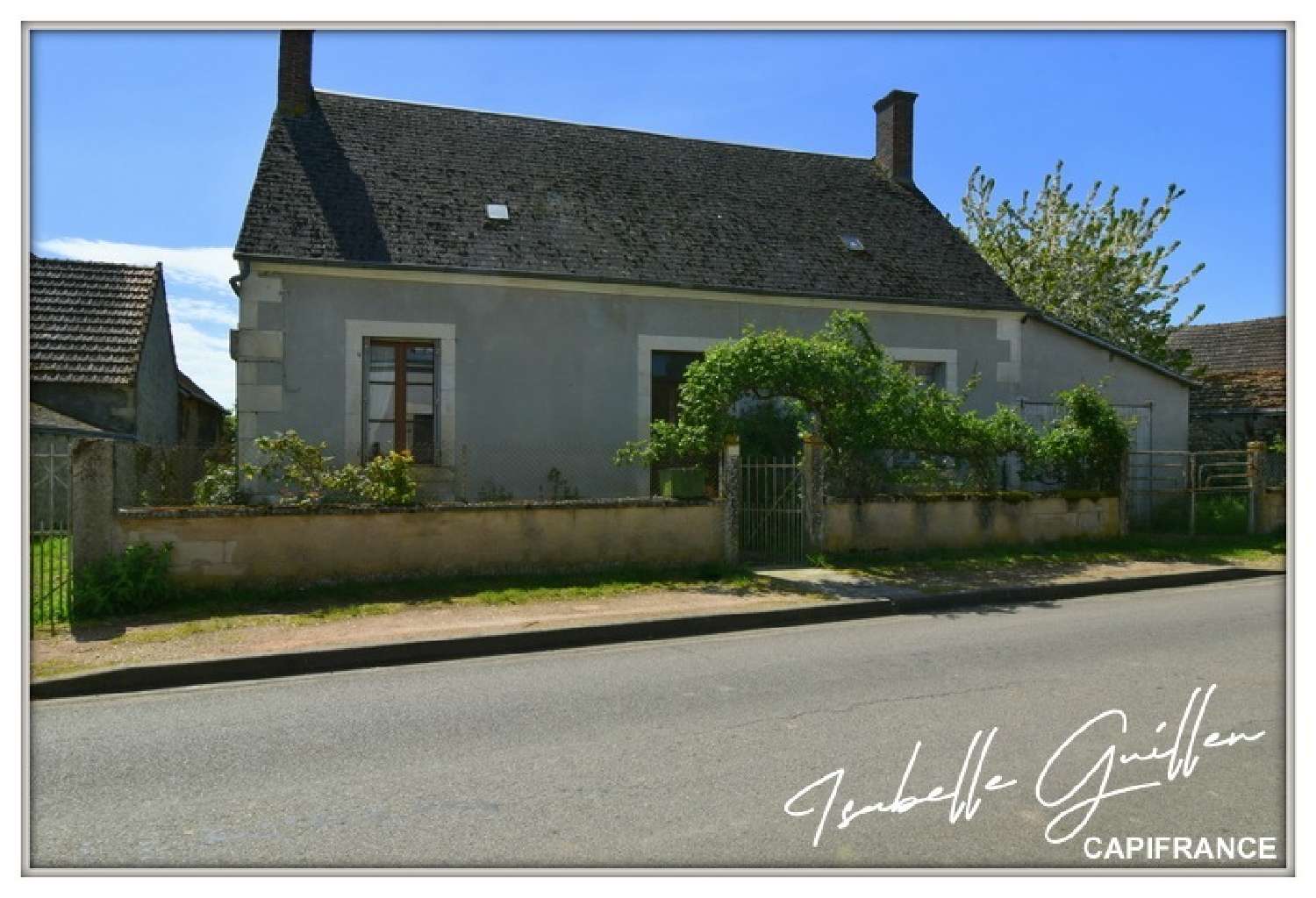  te koop huis Touchay Cher 2