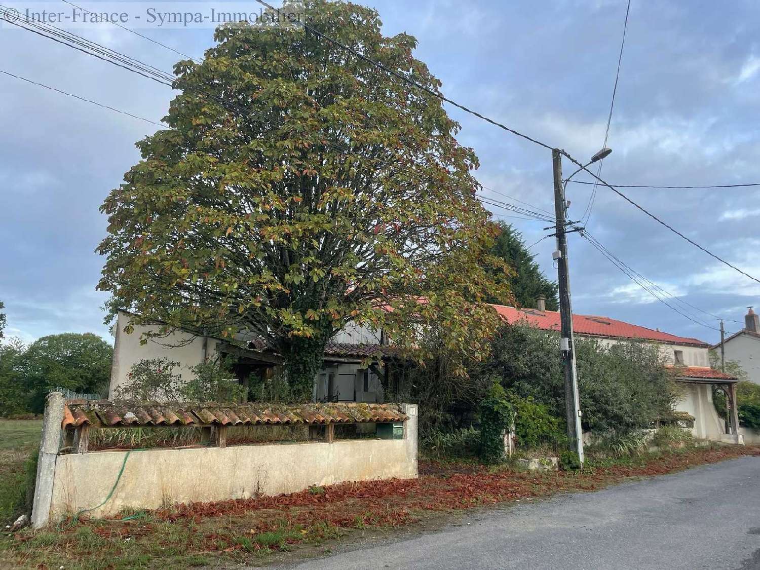  te koop huis Ventouse Charente 2