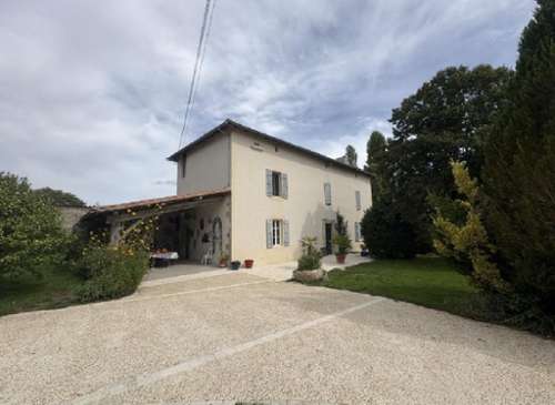 Villefagnan Charente huis foto 7253854