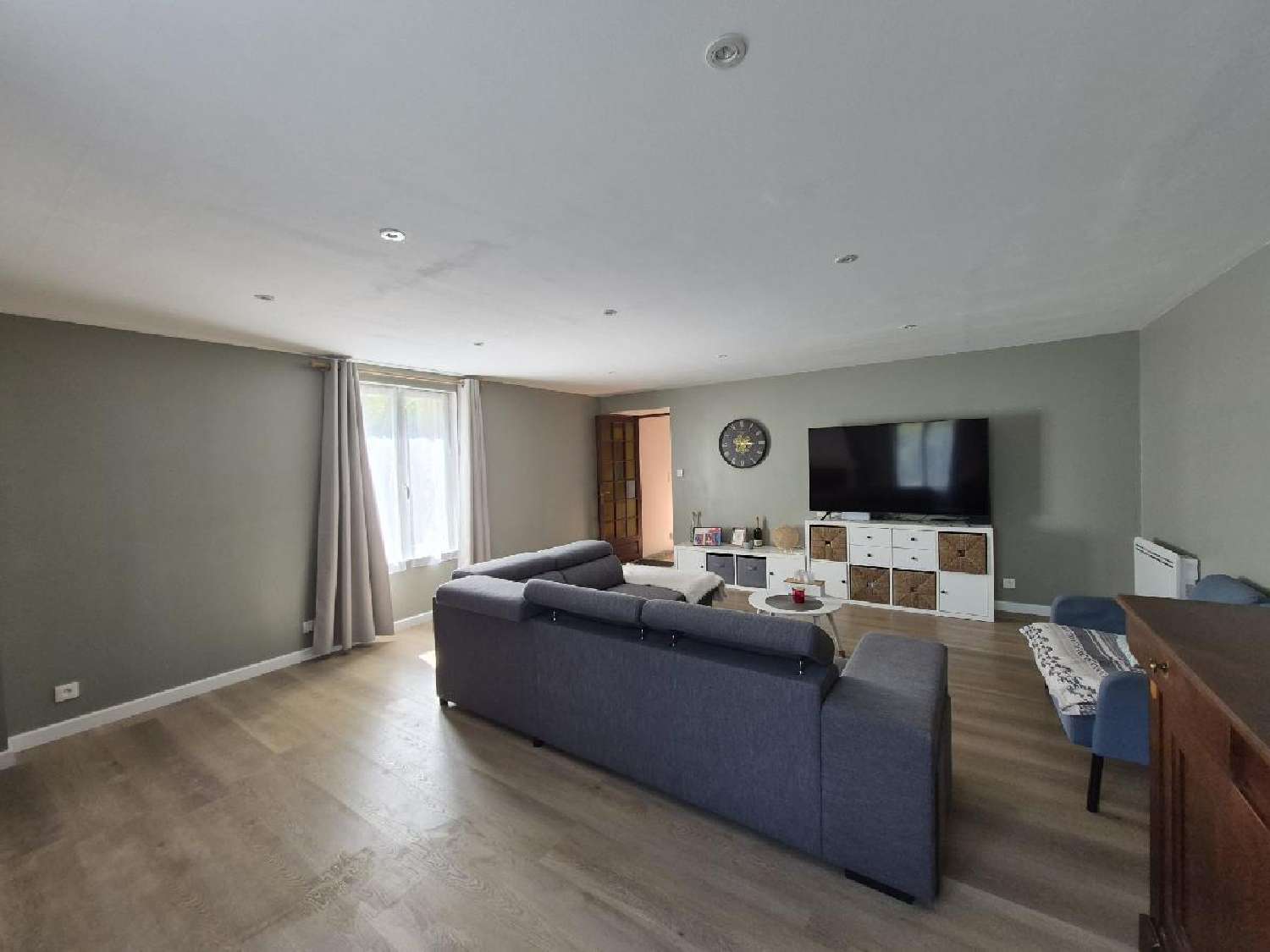 te koop huis Villeneuve-la-Comtesse Charente-Maritime 2