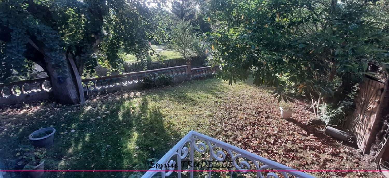  te koop herenhuis La Chartre-sur-le-Loir Sarthe 3