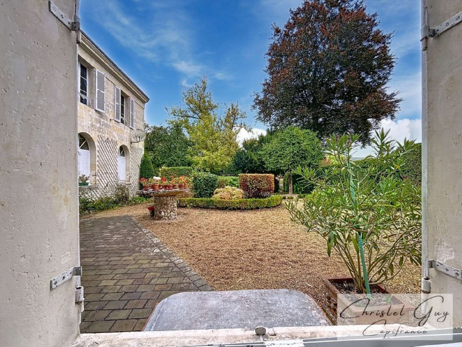  for sale mansion La Chartre-sur-le-Loir Sarthe 6