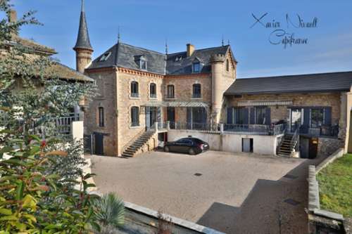 Saint-Amour-Bellevue Saône-et-Loire Bürgerhaus Bild 7259645