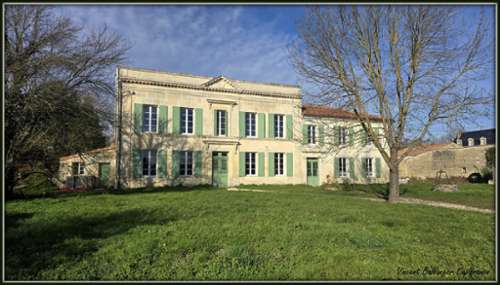 Saintes Charente-Maritime maison bourgeoise foto 7264033