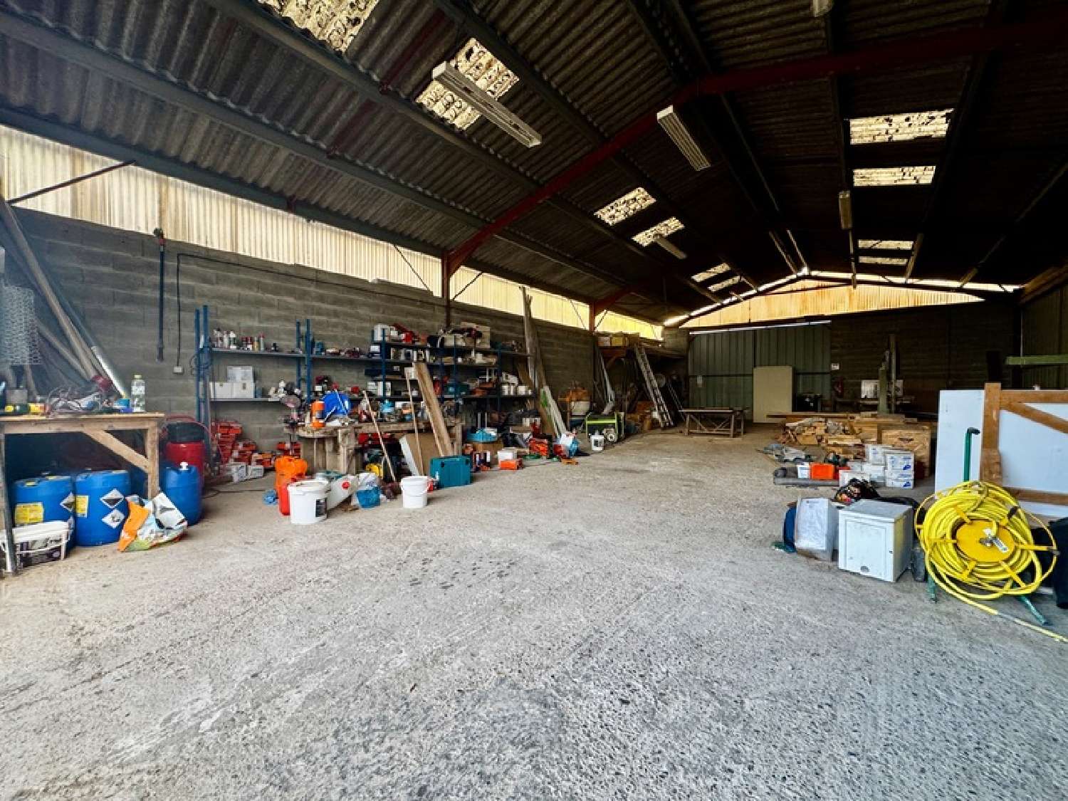  for sale office Dieulivol Gironde 2