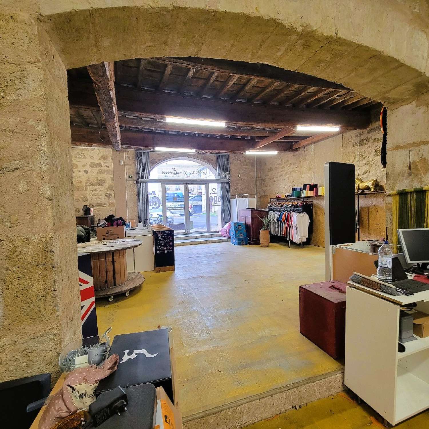  te koop kantoor Pézenas Hérault 2