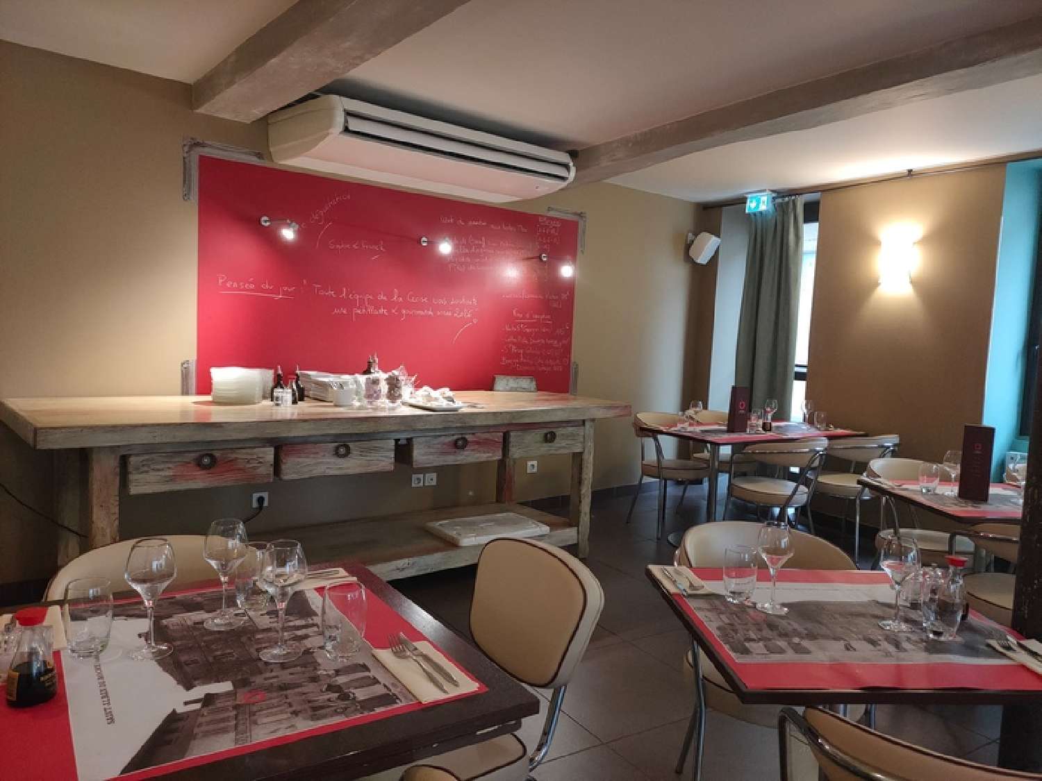  for sale restaurant Four Isère 2