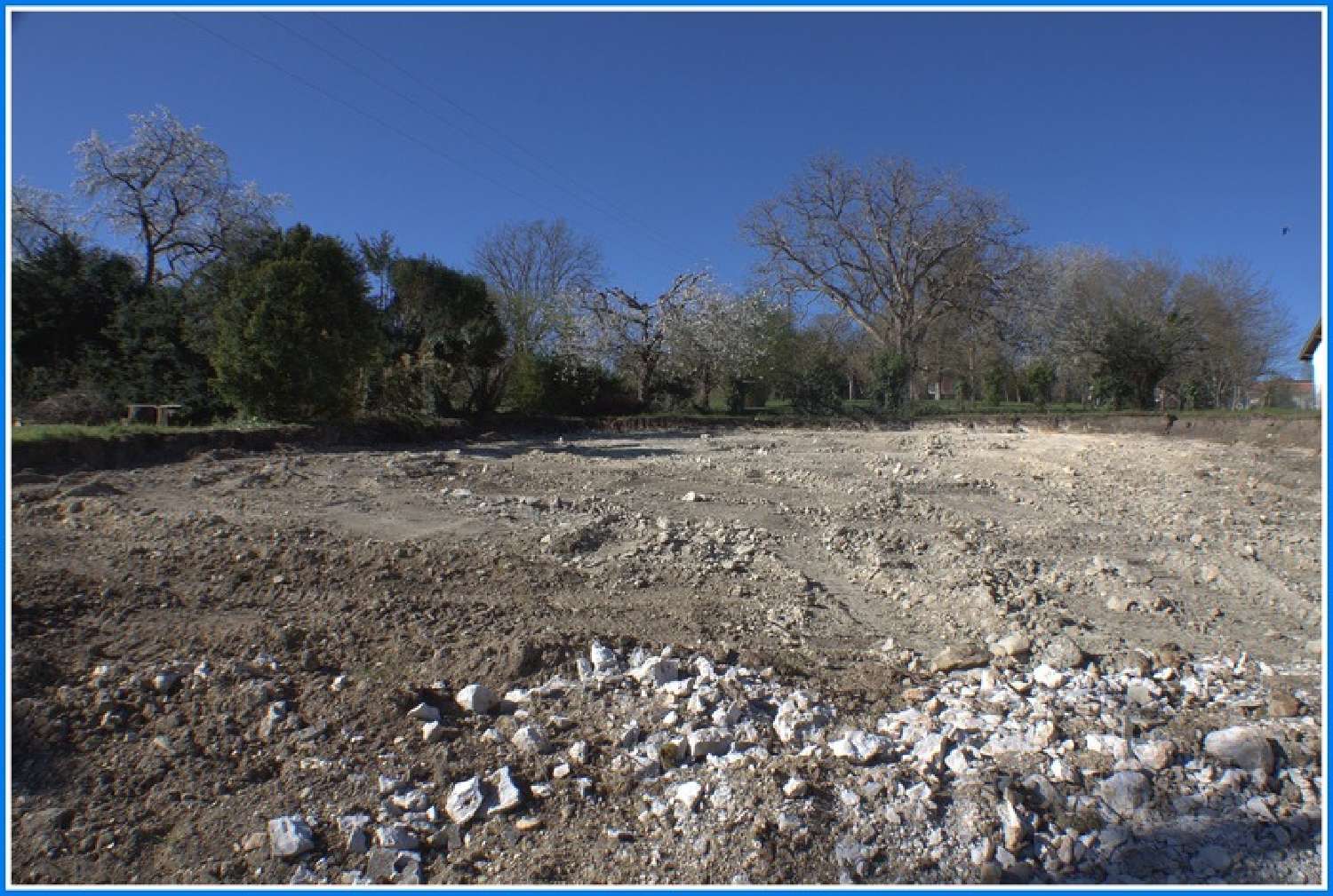  te koop terrein La Roche-Posay Vienne 2