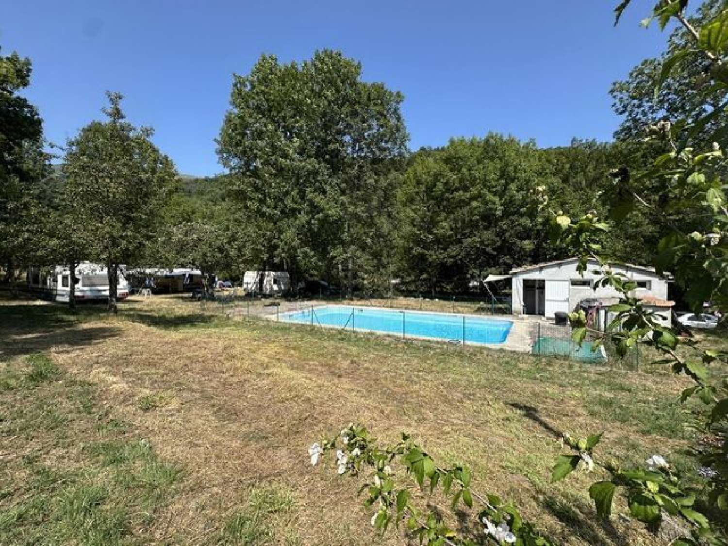  à vendre terrain Vals-les-Bains Ardèche 1