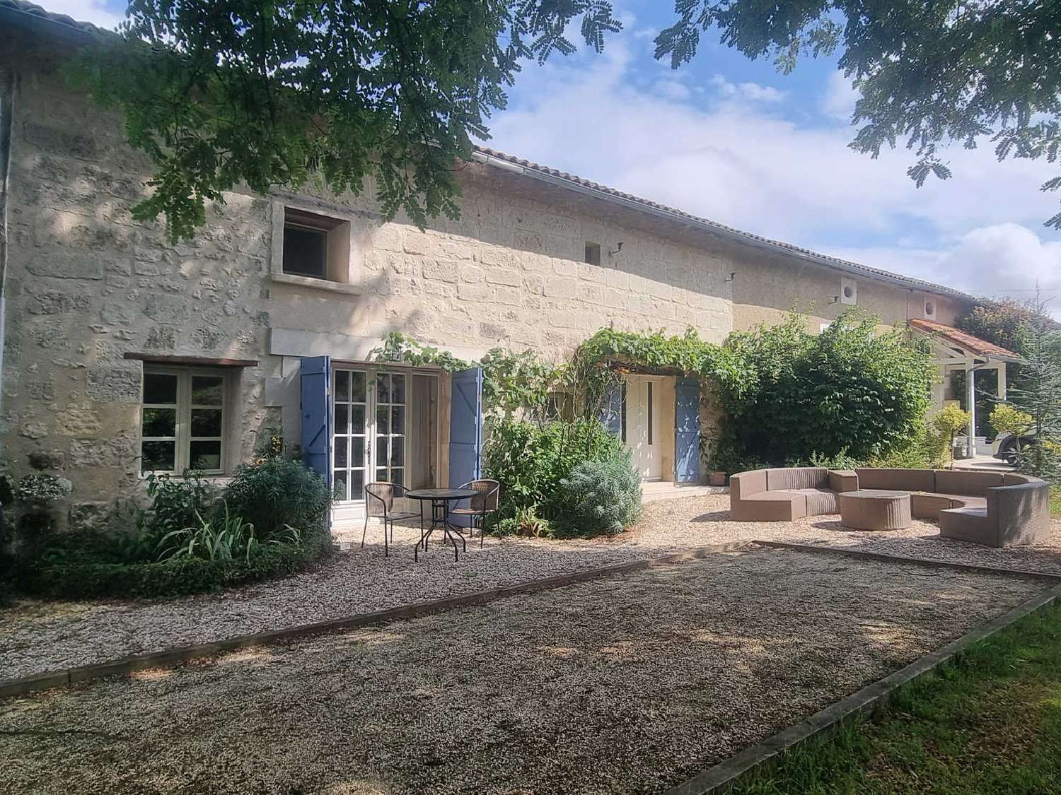  te koop villa Aubeterre-sur-Dronne Charente 2