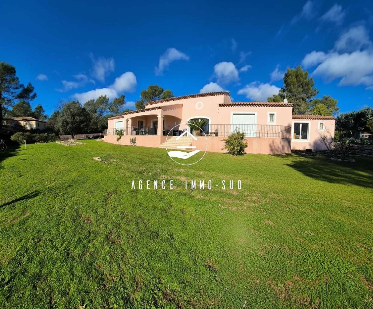  à vendre villa Bagnols-en-Forêt Var 1