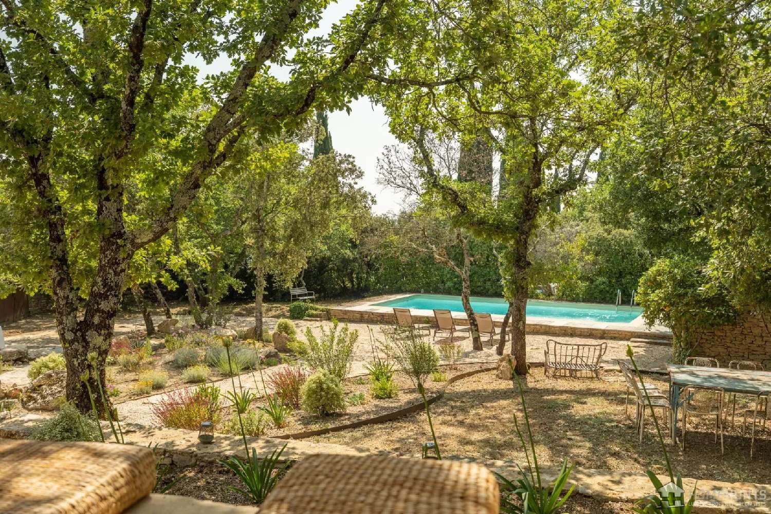  à vendre villa Gordes Vaucluse 3