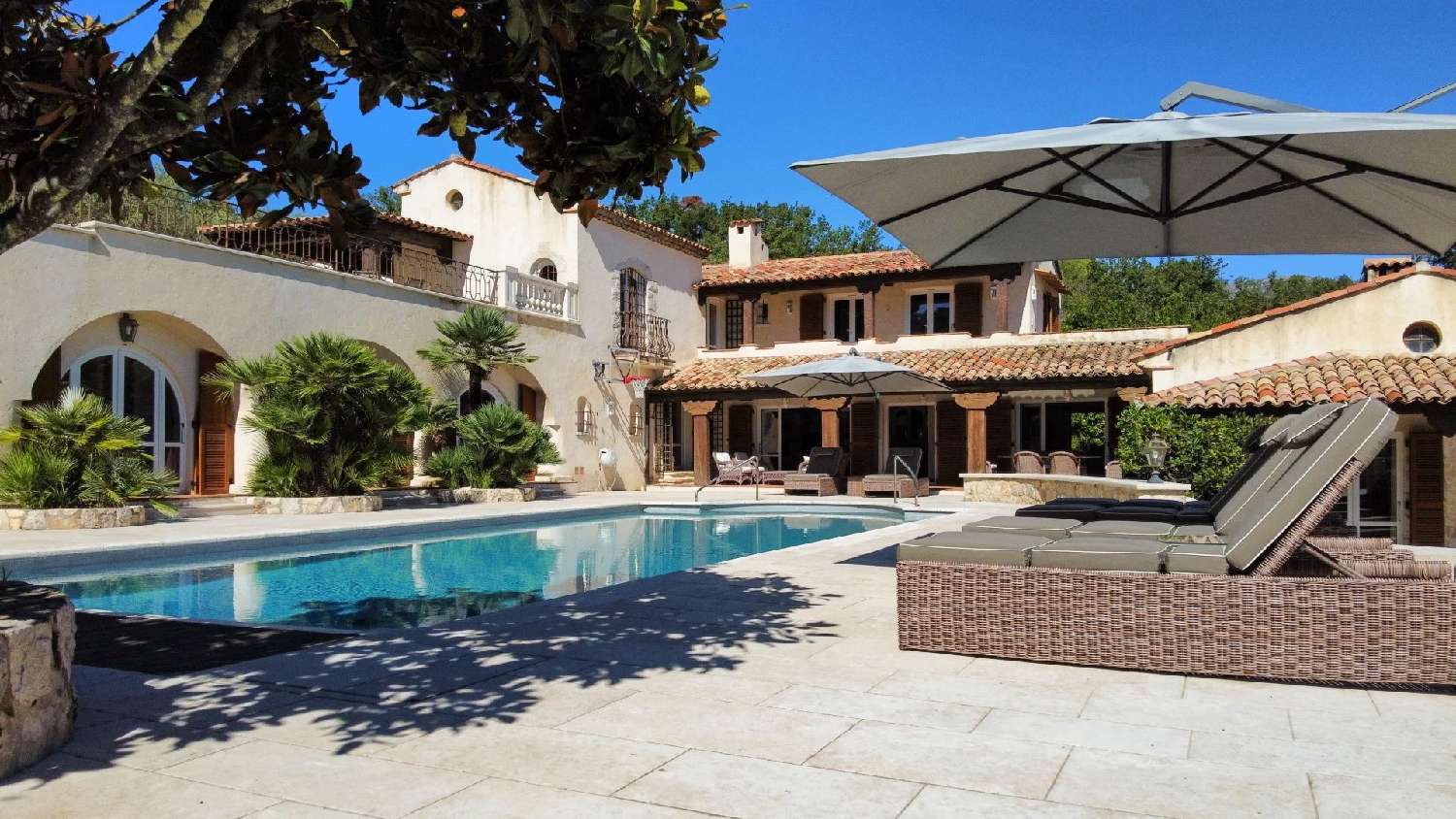  à vendre villa La Colle-sur-Loup Alpes-Maritimes 2