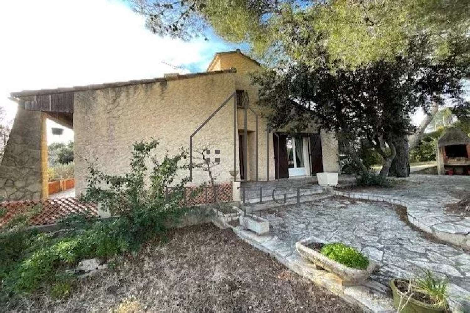  à vendre villa Lambesc Bouches-du-Rhône 3