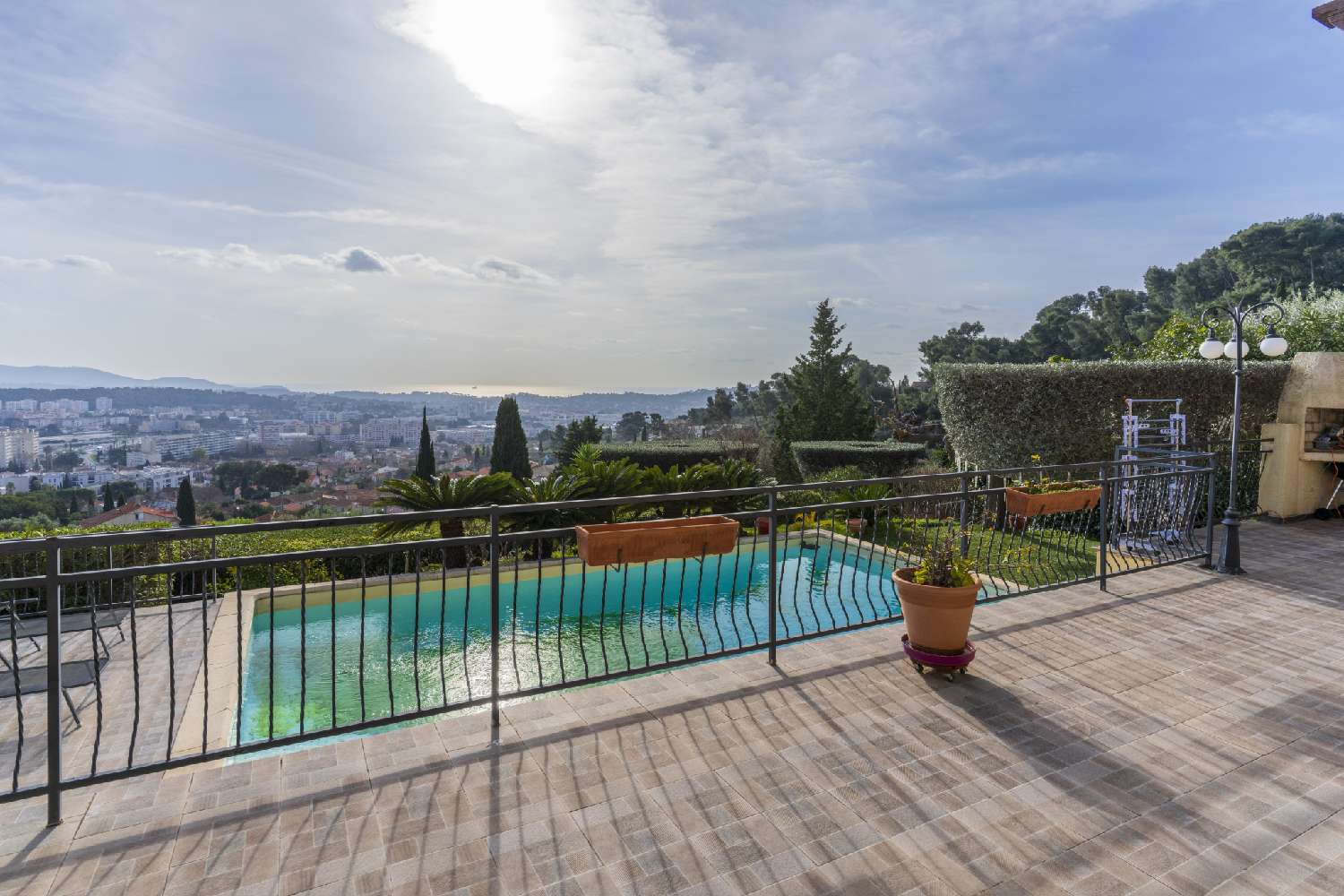  à vendre villa Le Revest-les-Eaux Var 2