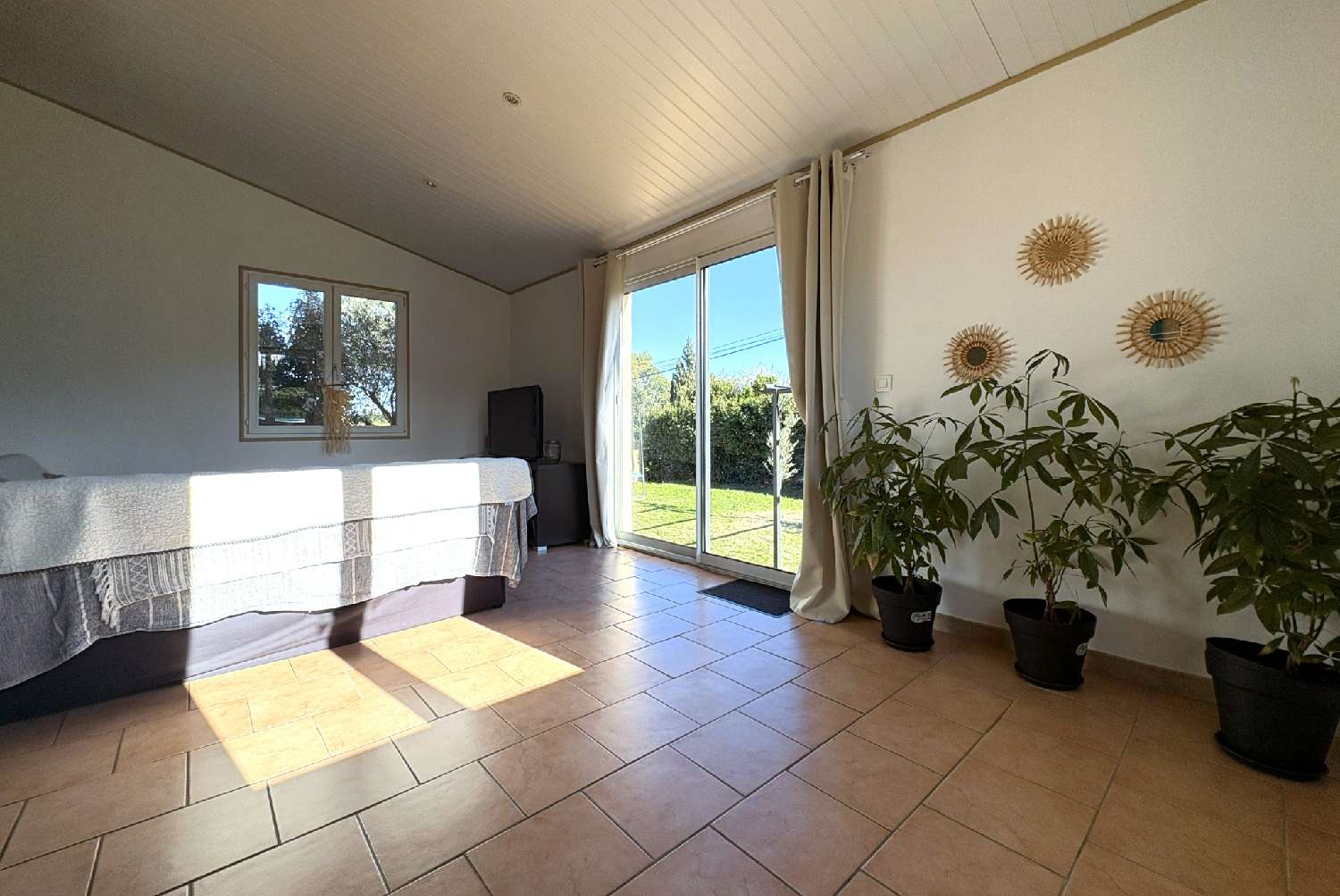  te koop villa Meynes Gard 8