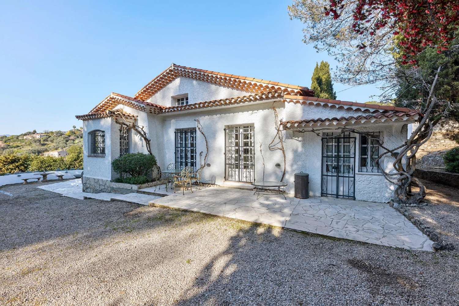  for sale villa Mougins Alpes-Maritimes 4
