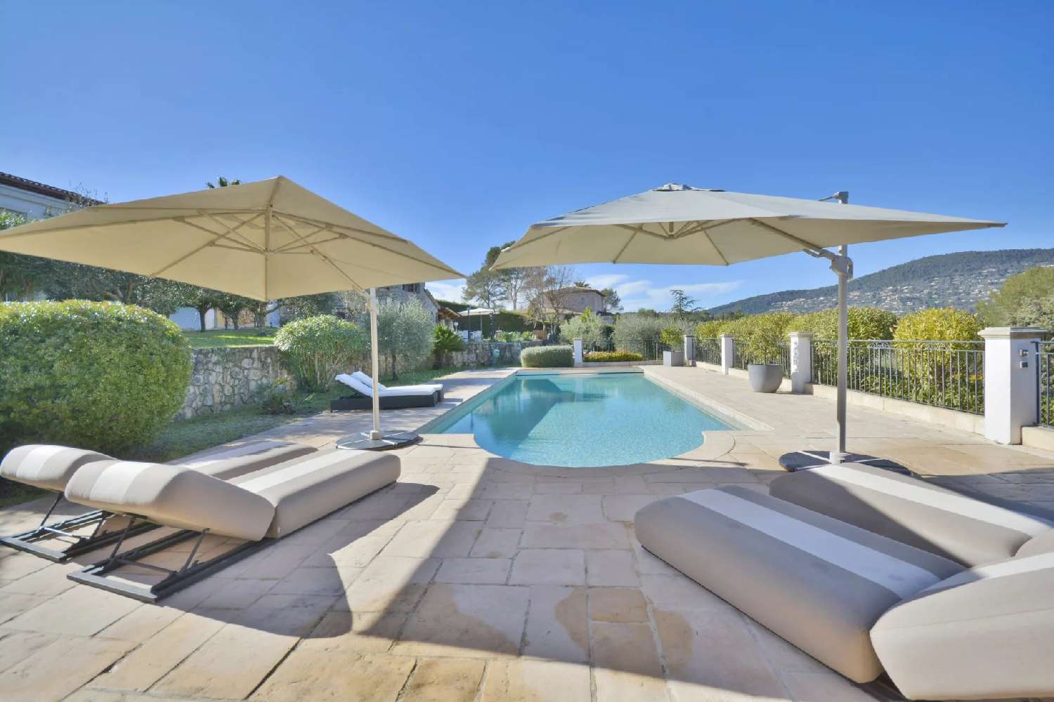  for sale villa Peymeinade Alpes-Maritimes 7