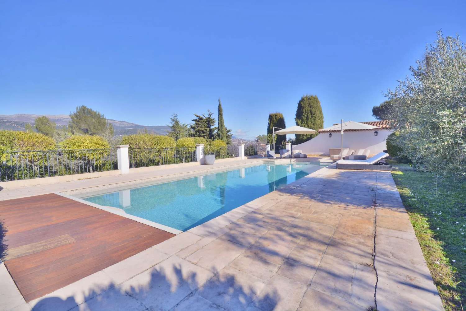  à vendre villa Peymeinade Alpes-Maritimes 1