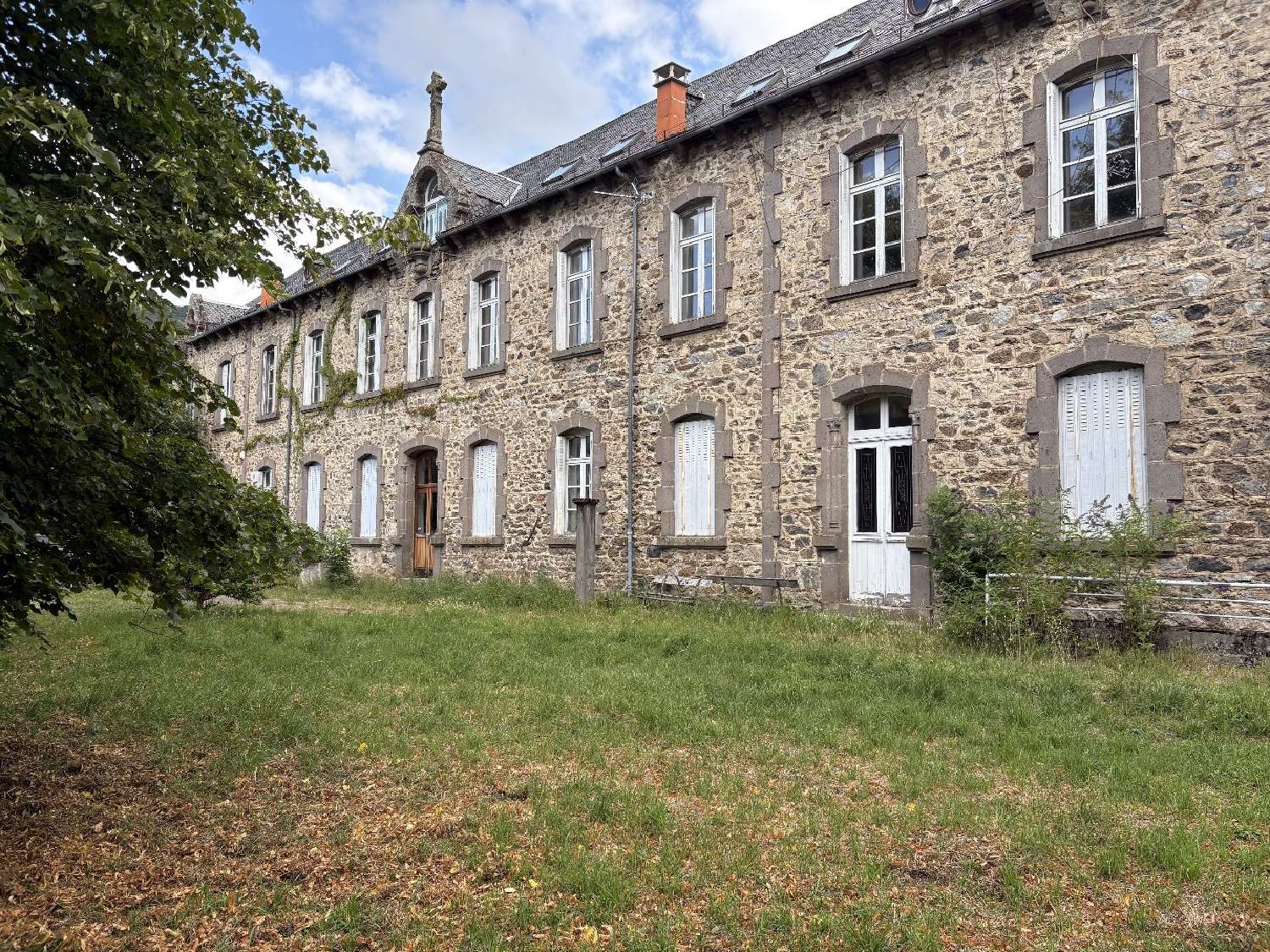  te koop villa Saint-Amandin Cantal 1