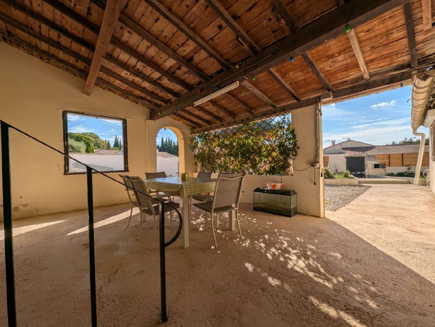 for sale villa Saint-Gilles Gard 6