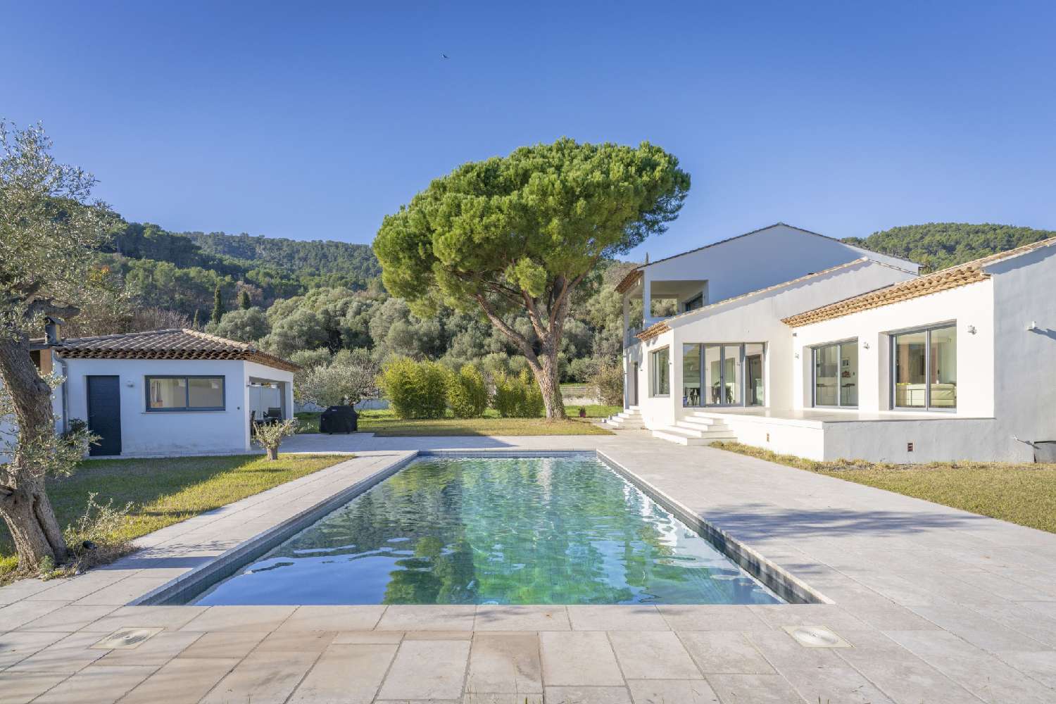  for sale villa Solliès-Pont Var 1