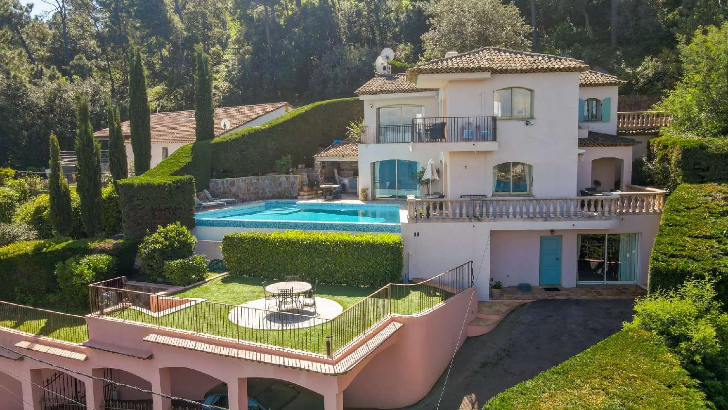  à vendre villa Théoule-sur-Mer Alpes-Maritimes 4