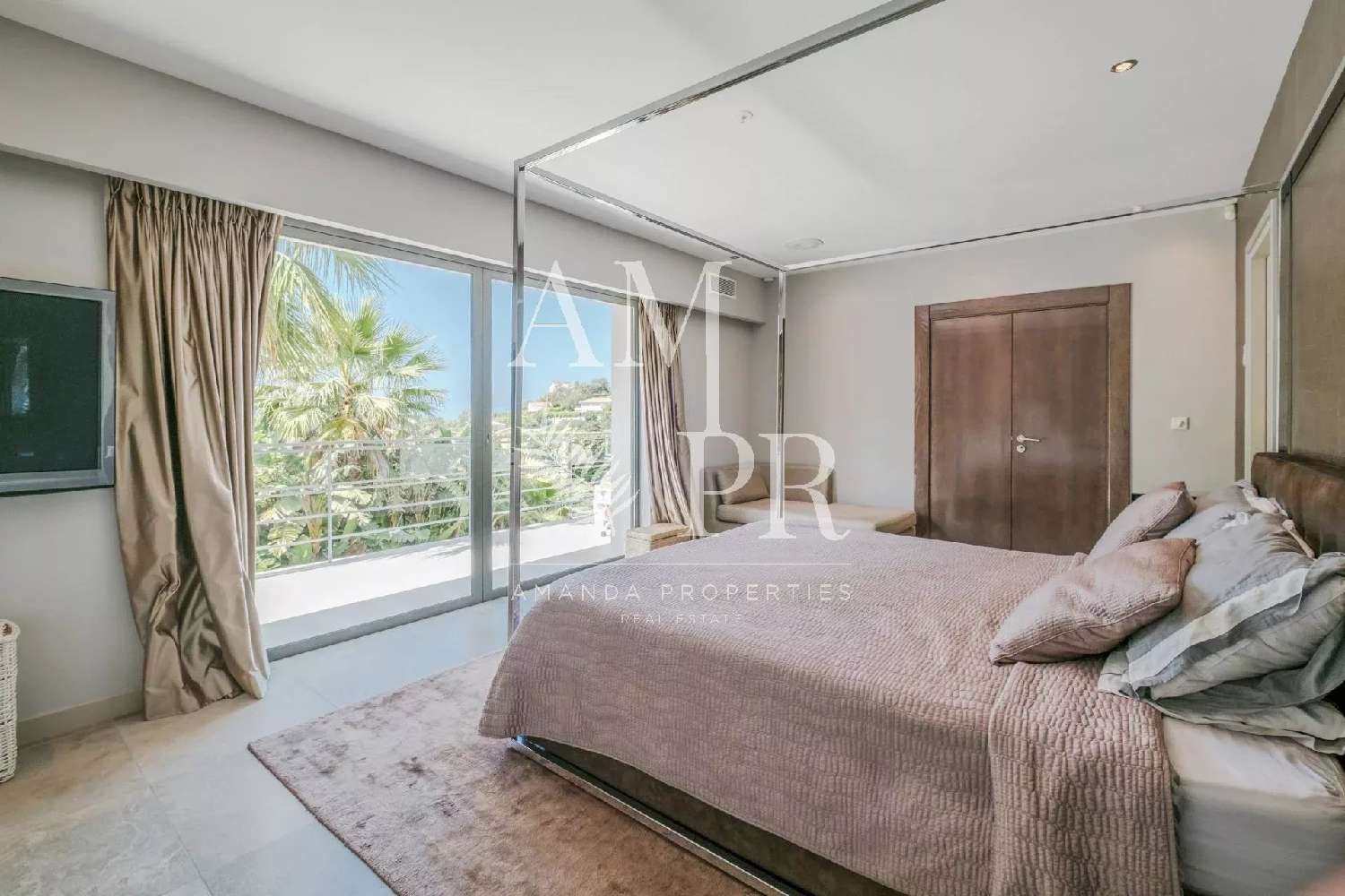  for sale villa Vallauris Alpes-Maritimes 7