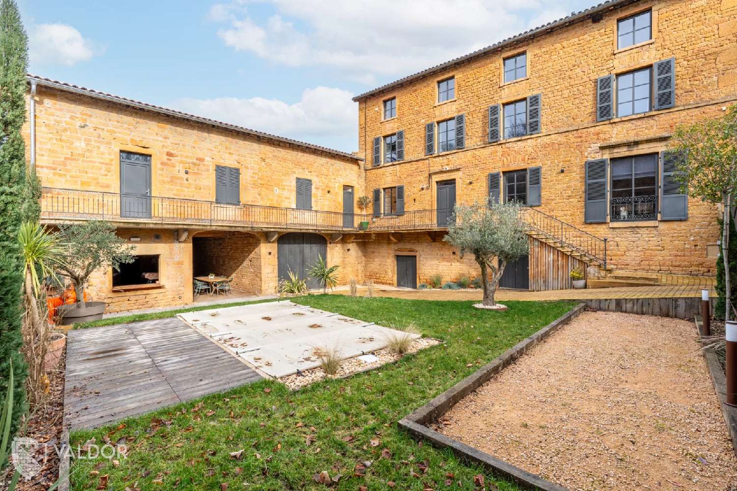  for sale villa Ville-sur-Jarnioux Rhône 2