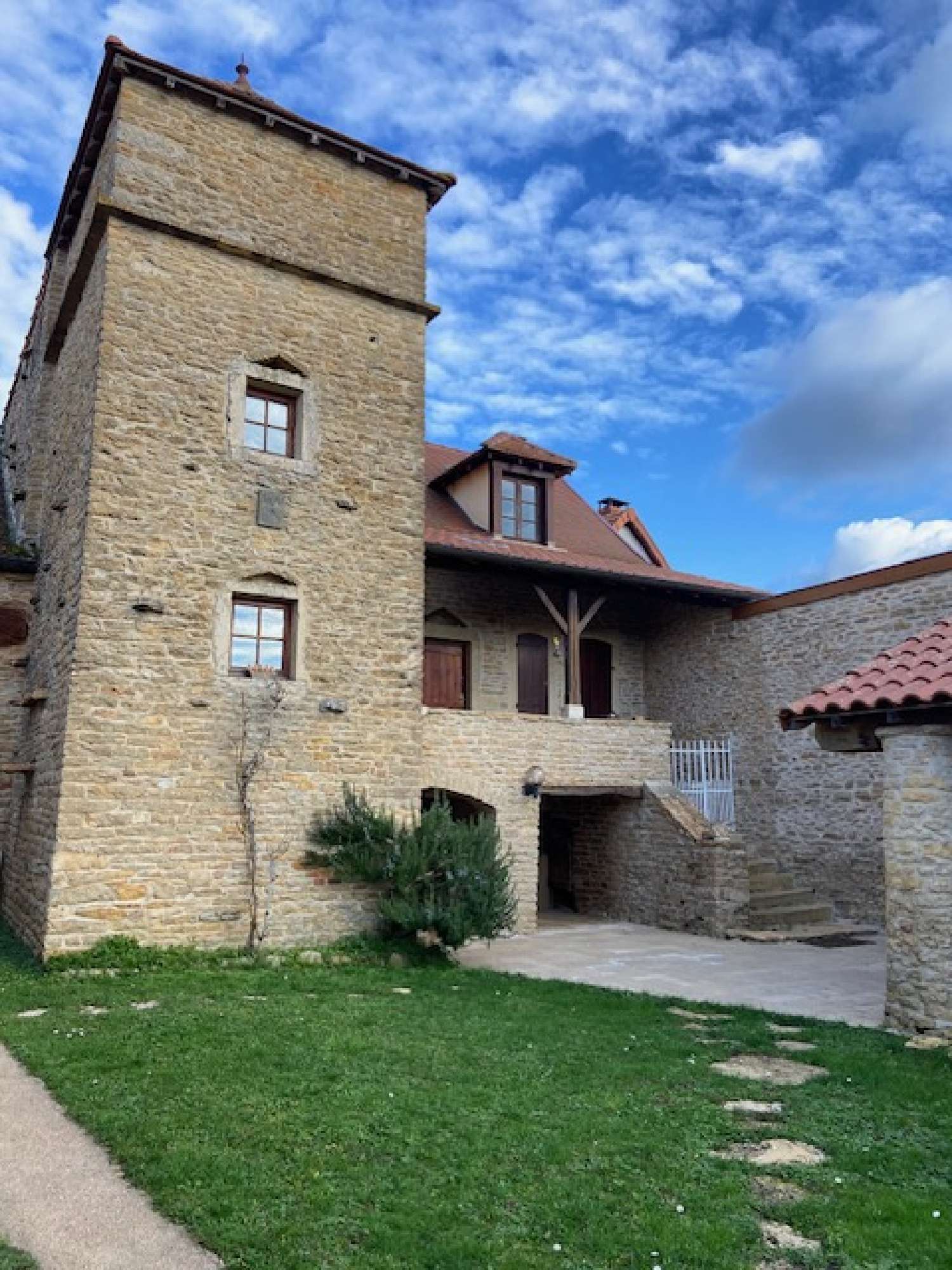  for sale villa Vitry-lès-Cluny Saône-et-Loire 2