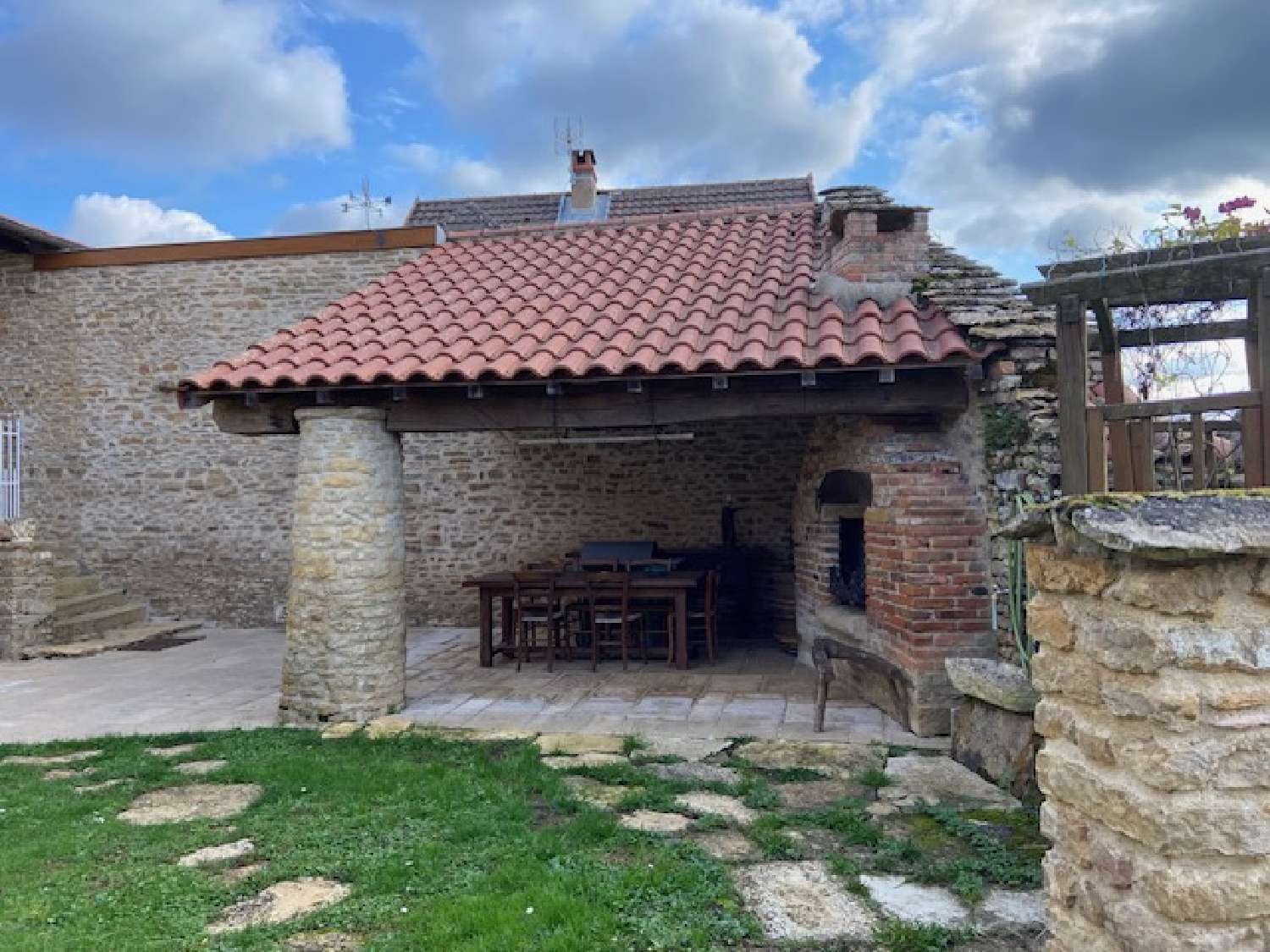  for sale villa Vitry-lès-Cluny Saône-et-Loire 3