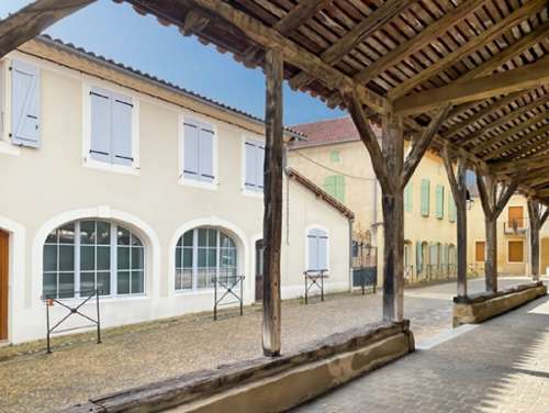 Bassoues Gers dorpshuis foto 7259410